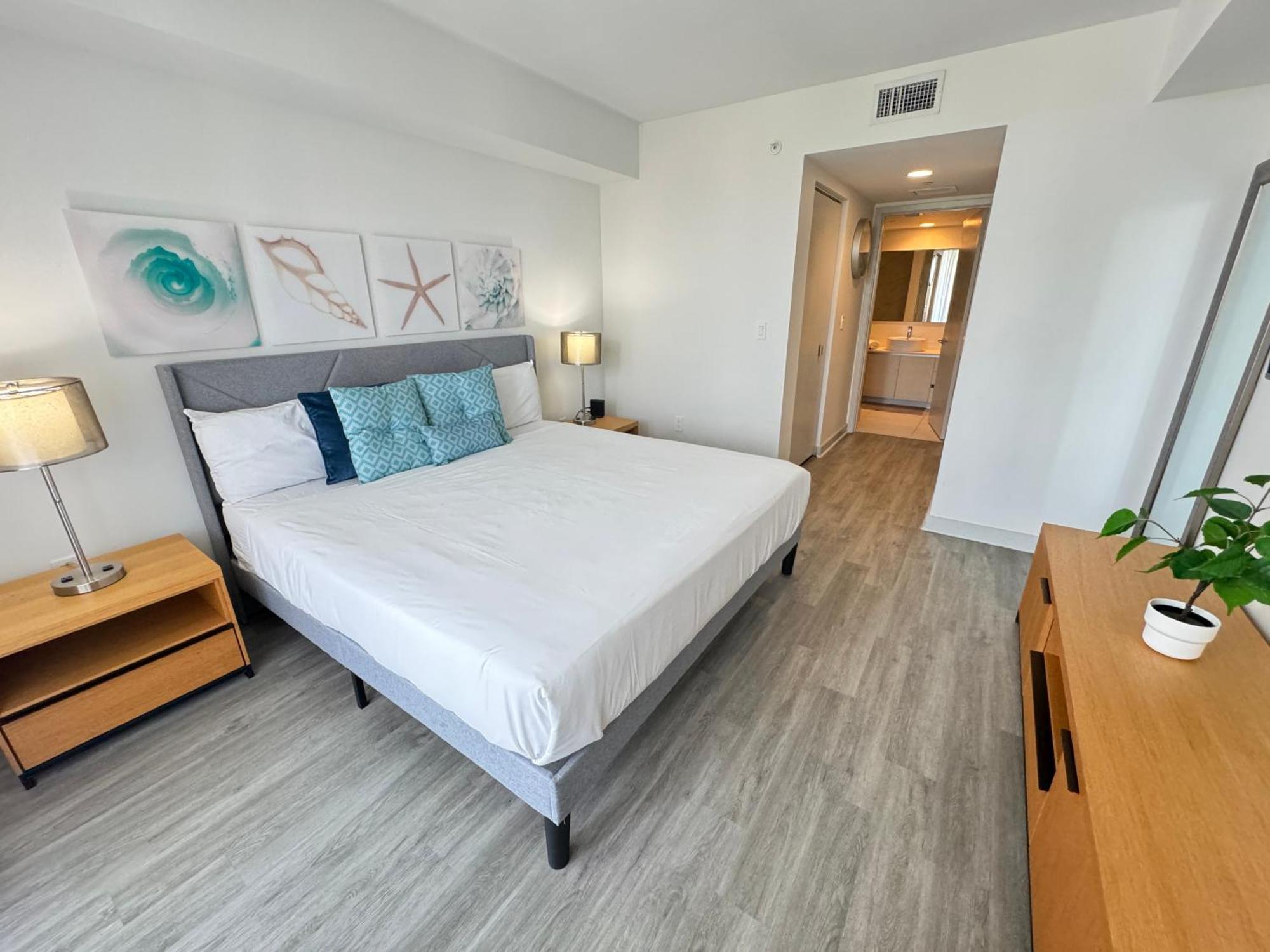 Mvr Apartments At Beachwalk Resort Hallandale Beach Exterior photo